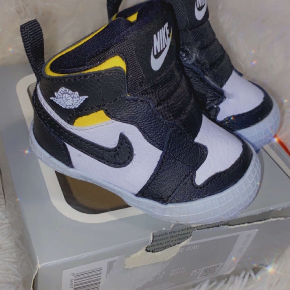 My baby wore these once. So there basically brand new
